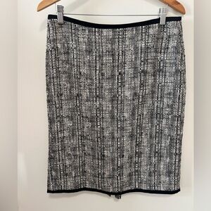Talbots Black White Tweed Skirt Women’s Size 8 Lined Contrast Piping Kick Pleat